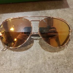 Diff Khloe Kardashian sunglasses